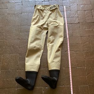 Simms Small wading pant stocking feet